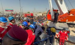 فرق الدفاع المدني في كربلاء تنتشل جثــ، ـتين وتنقذ 7 أشخاص بانتهاء عملياتنا الميدانية في حادث انهيار جسر العطيشي.